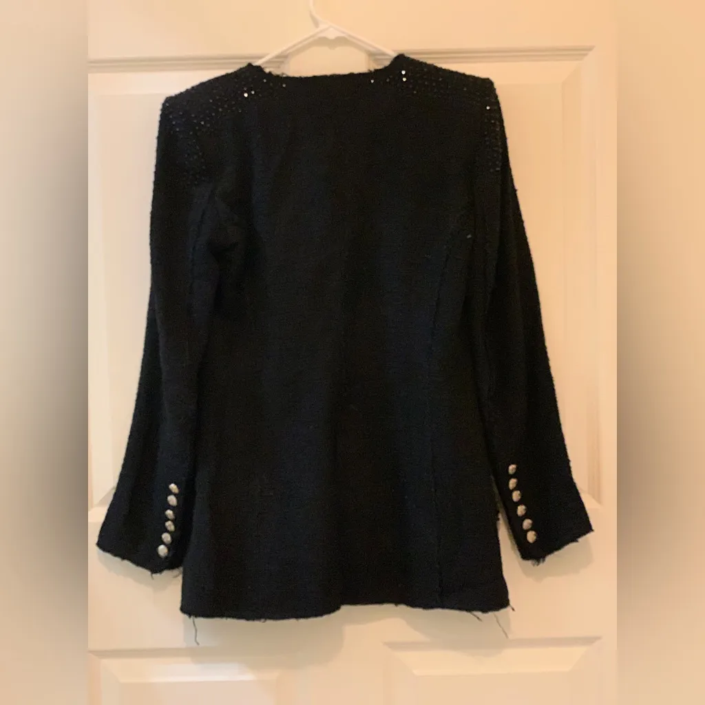 Zara Woman Black Frayed Textured Cardigan with Button Details.    Size-X-Small - Image 3