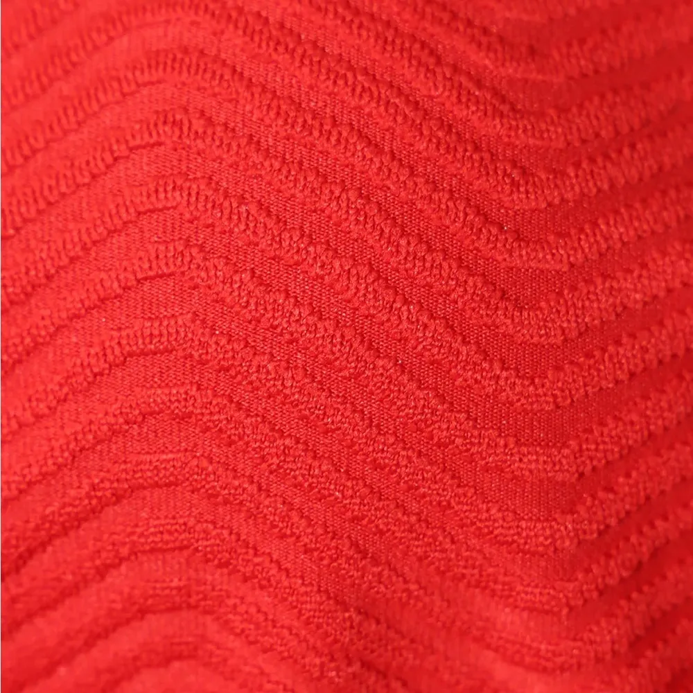 BERLOOK Red V Notch Underwire Bikini TOP ONLY 03 Size M - Image 7