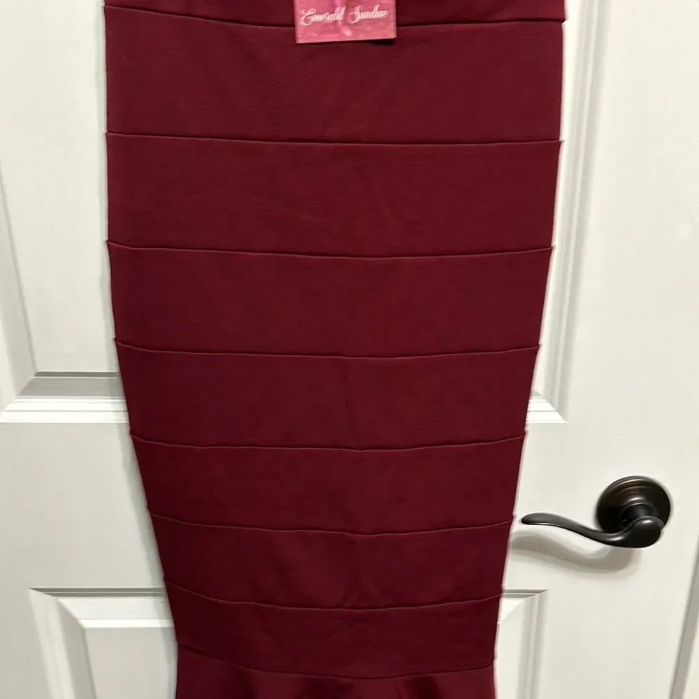 Burgundy Maxi Halter Dress‎ by Emerald Sundae XL - Image 4