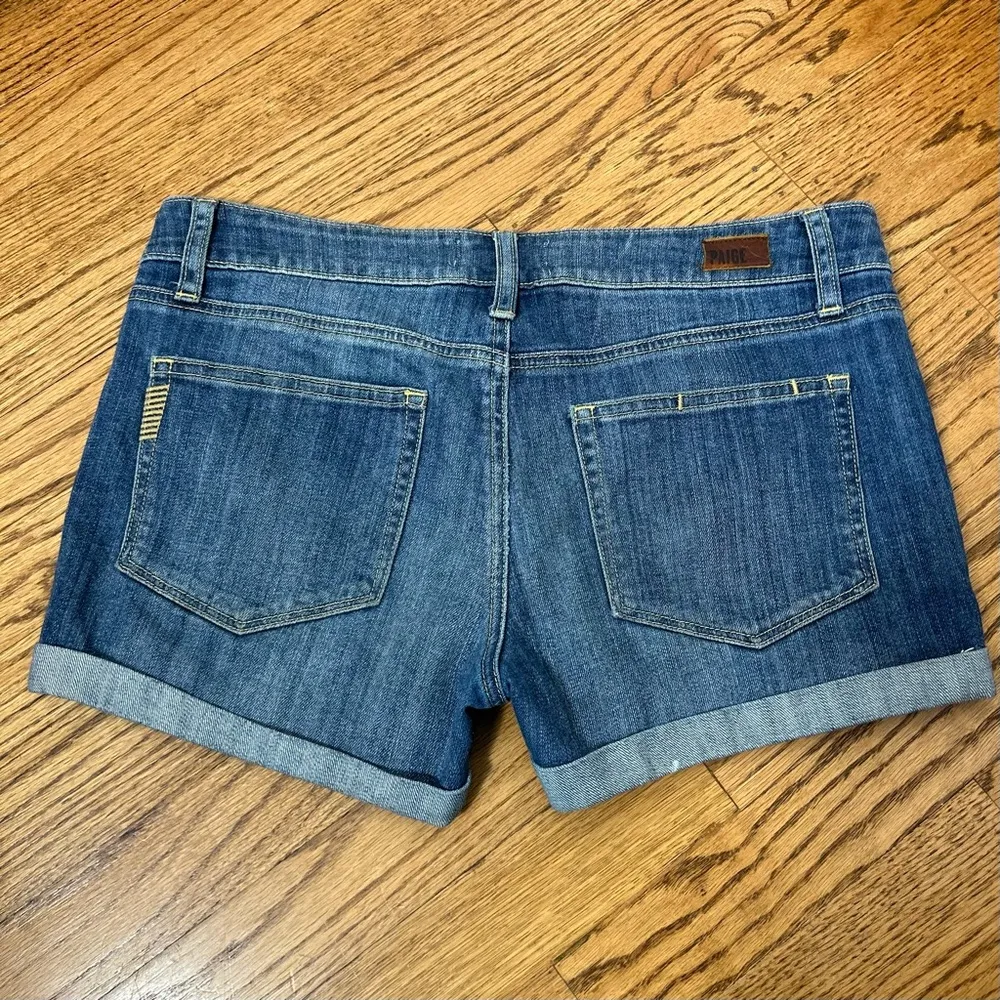 Paige | Jimmy Jimmy Distressed Denim Cuffed Hem Shorts Size 27 - Image 4