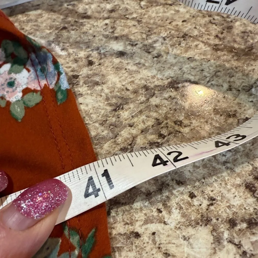 Neesee Boutique Dress Medium Burnt Orange Blue Floral - Image 5