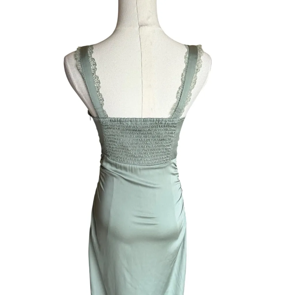 ASTR The Label - NWT Alva Ruched Lace Trim Midi Slip Dress Sage Green Sz S - Image 7