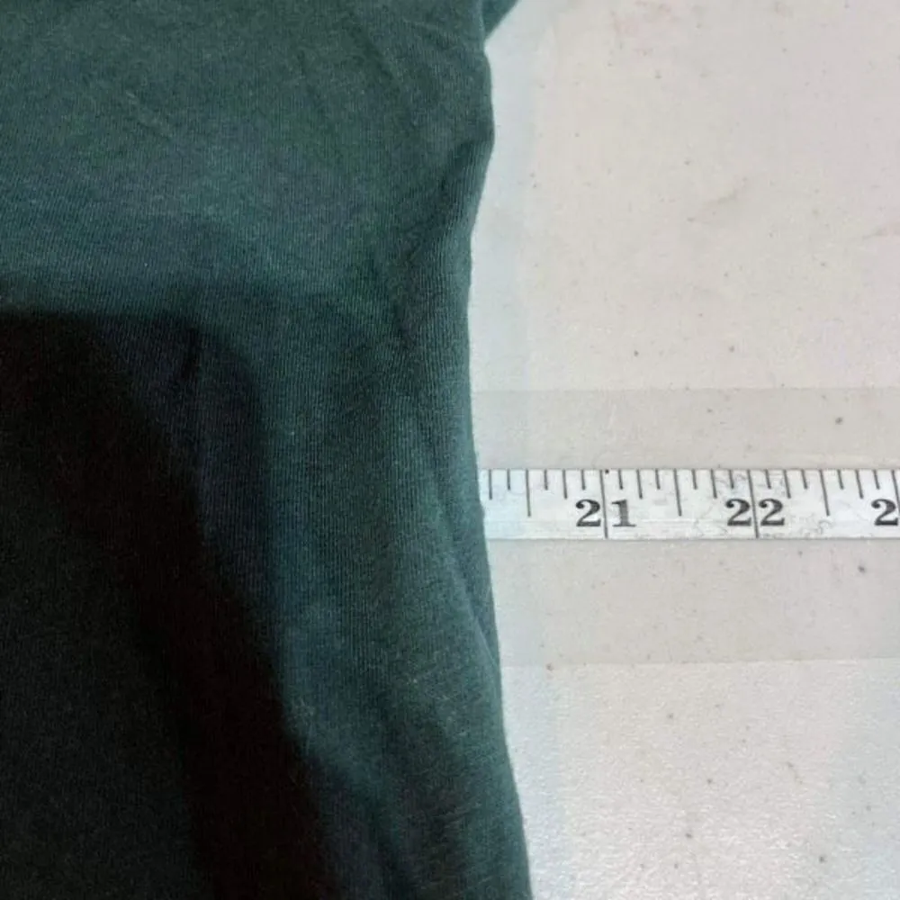 *Old Navy Santa & Reindeer Stay Fly Fun Green Shirt Sleeved Unisex T Shirt Large - Image 4