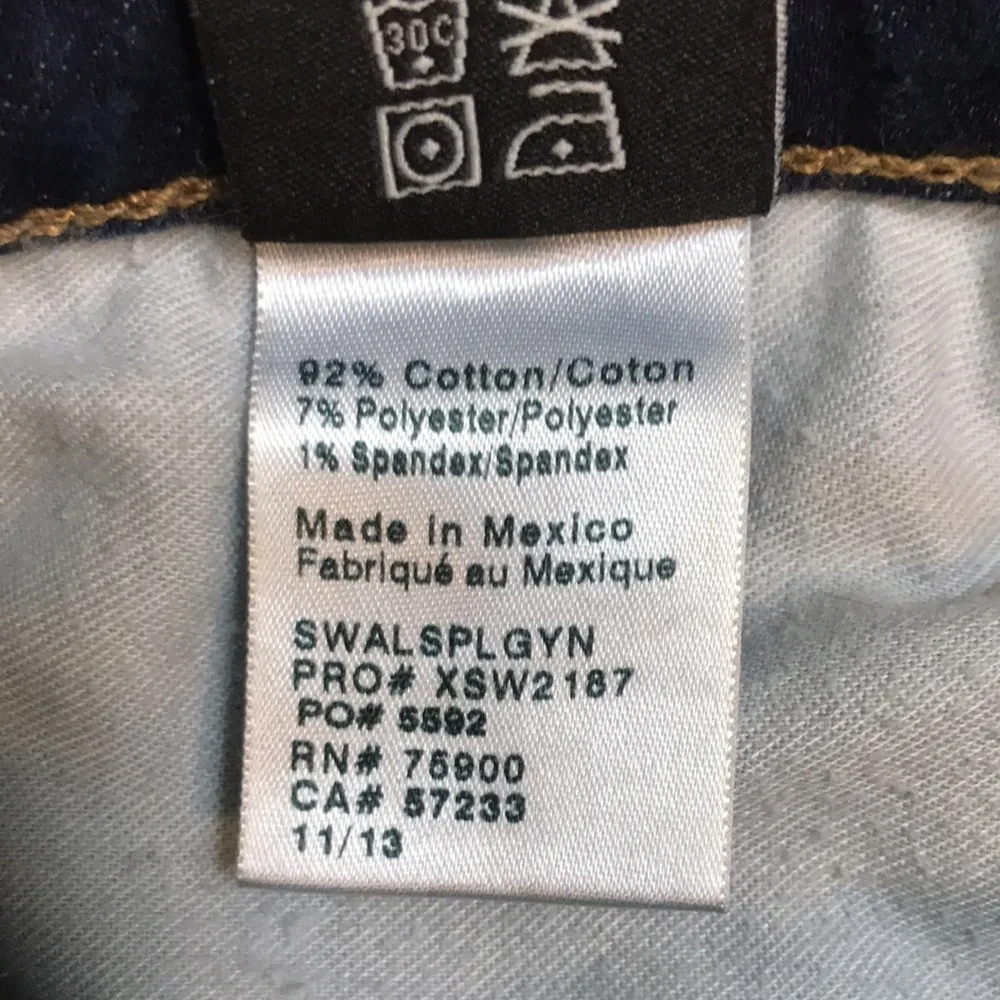 Big Star Women’s Dark Wash Denim Jean Shorts - Image 9