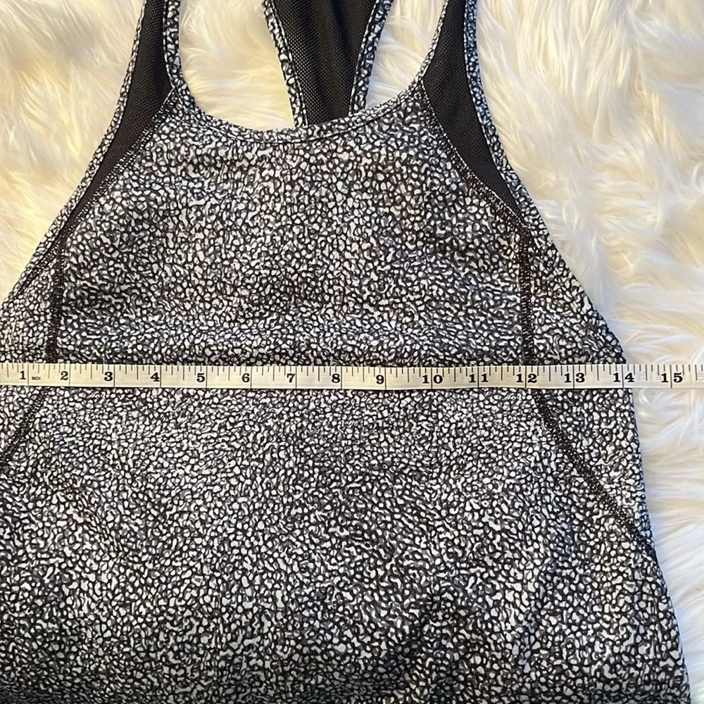 Nike Dri Fit Womens Printed Training Tank Size XS - Image 3