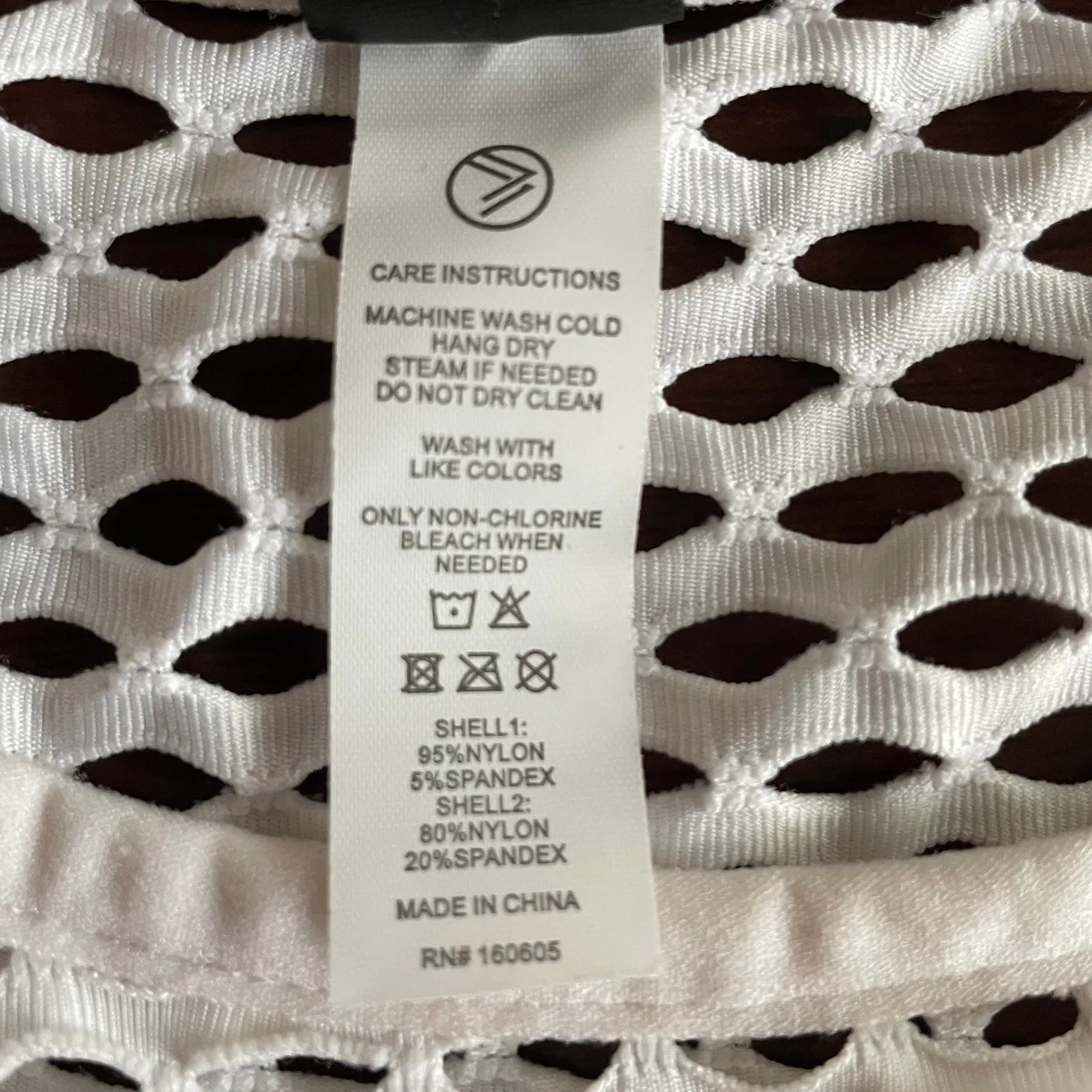 Savvi Top Womens Medium White Mesh Cutout Crop Long Sleeves Thumbholes Gym - Image 6