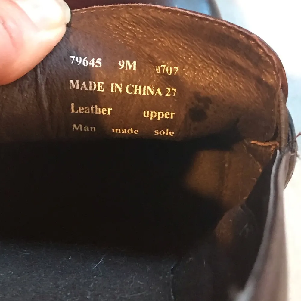 Clarks Casual Slip-On Round Toe. Brown /Red Leather Walking Loafers Sz 9. - Image 9