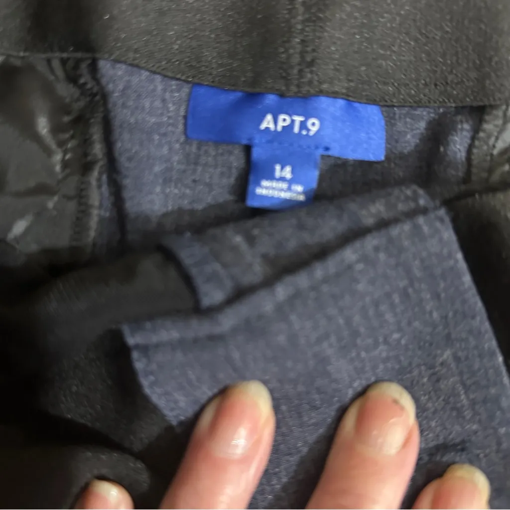 Apt. 9 Bootcut Midrise‎ Tummy Control Pants 410 Navy Size 14 - Image 7