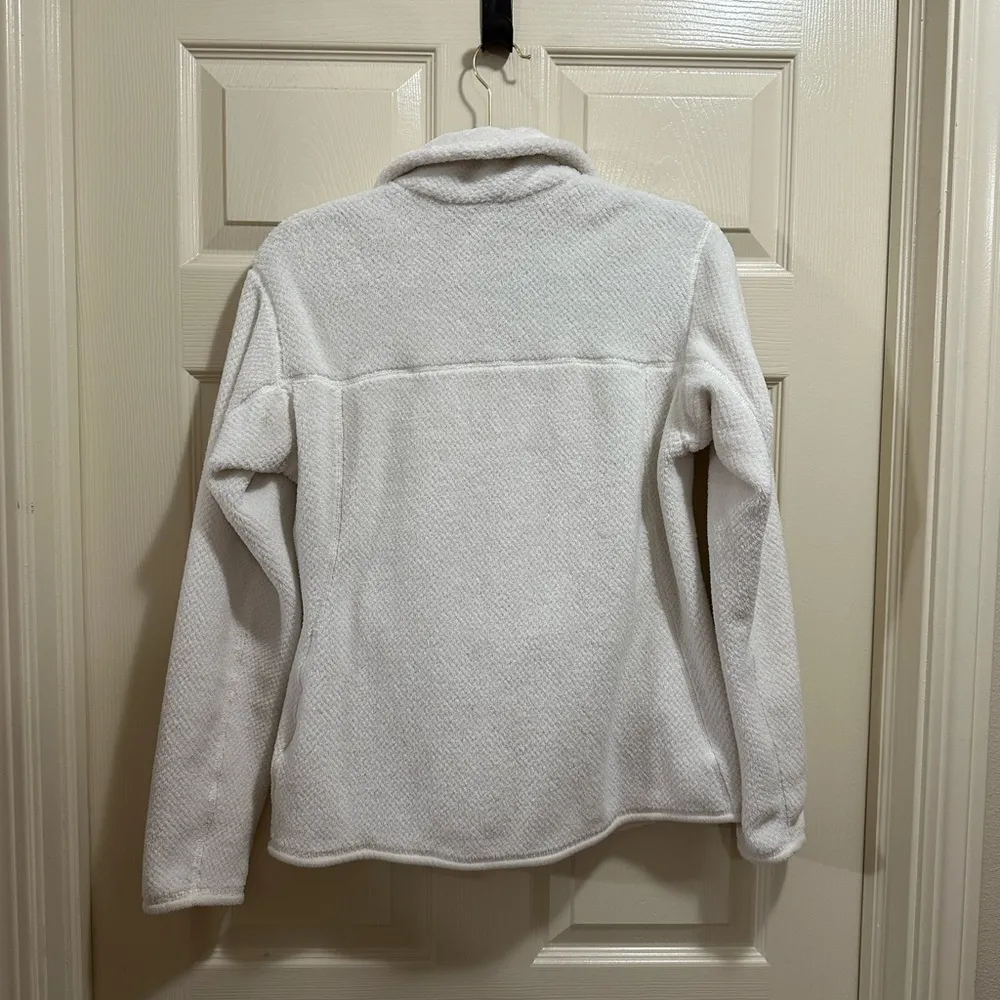 Patagonia Re-Tool Snap-T fleece pullover white with cream size medium - Image 4