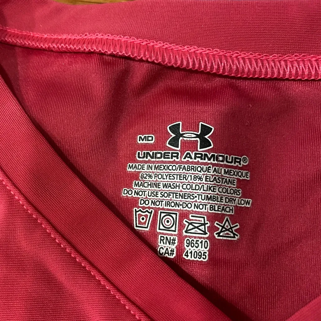 Under Armour Sky Blue and Red Athletic Tops - Image 3