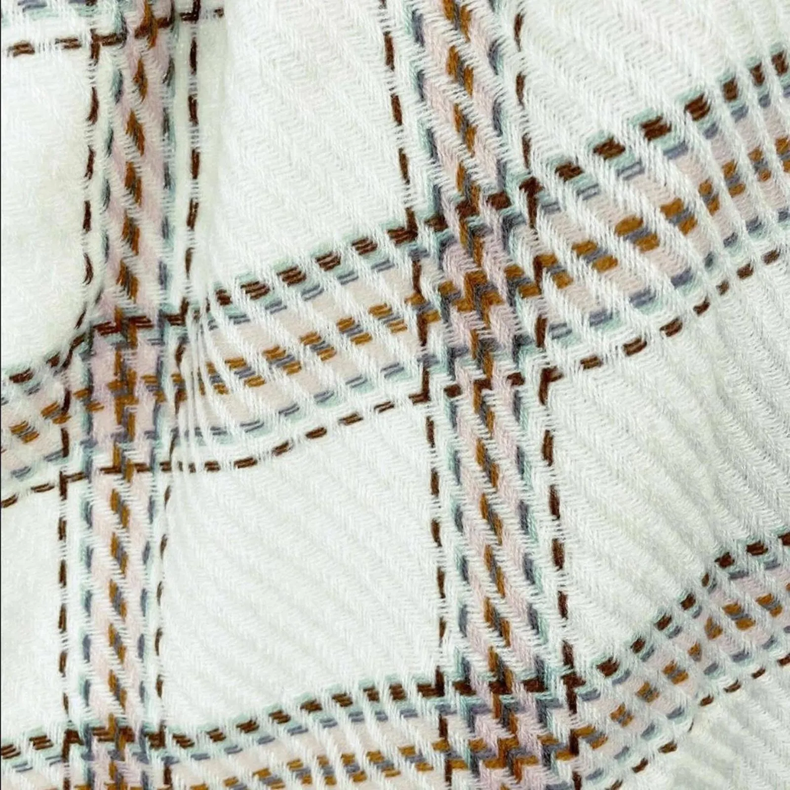 Cejon Heritage Women's Plaid Woven Scarf Wrap Shawl White - Image 8