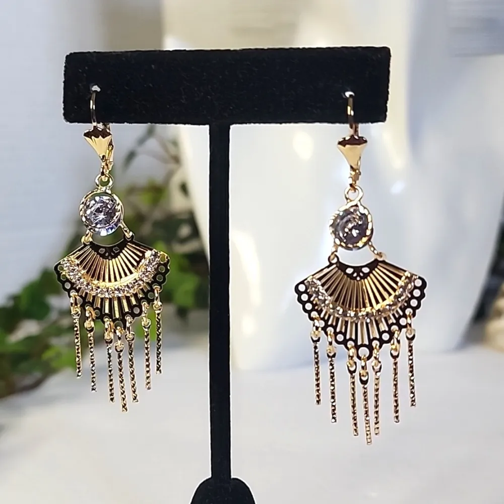 Gold Asian Fan Dangle Earrings. NEW - Image 2