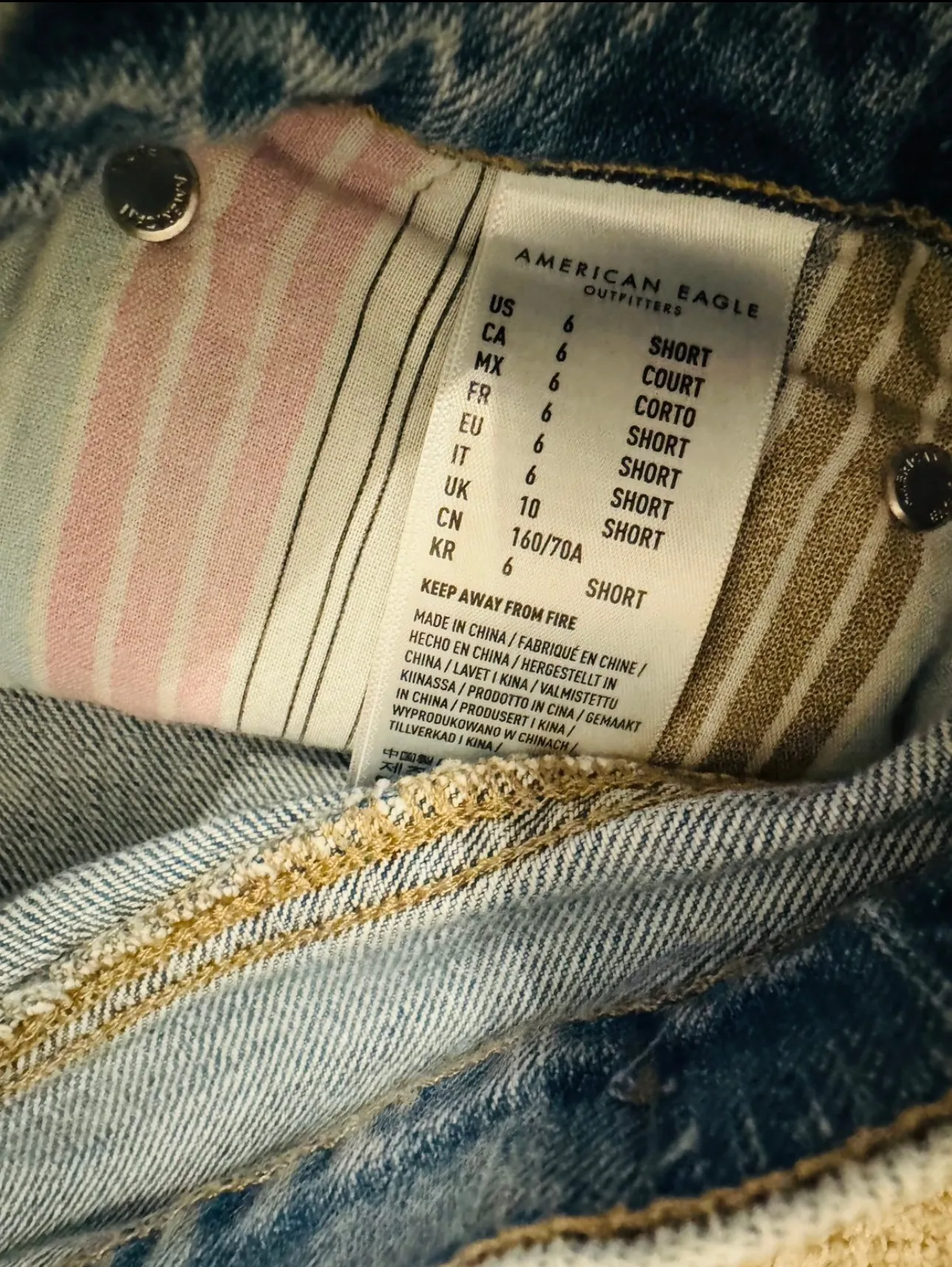 AE Pride Ripped '90s Straight Jean Size 6 Short - Image 6