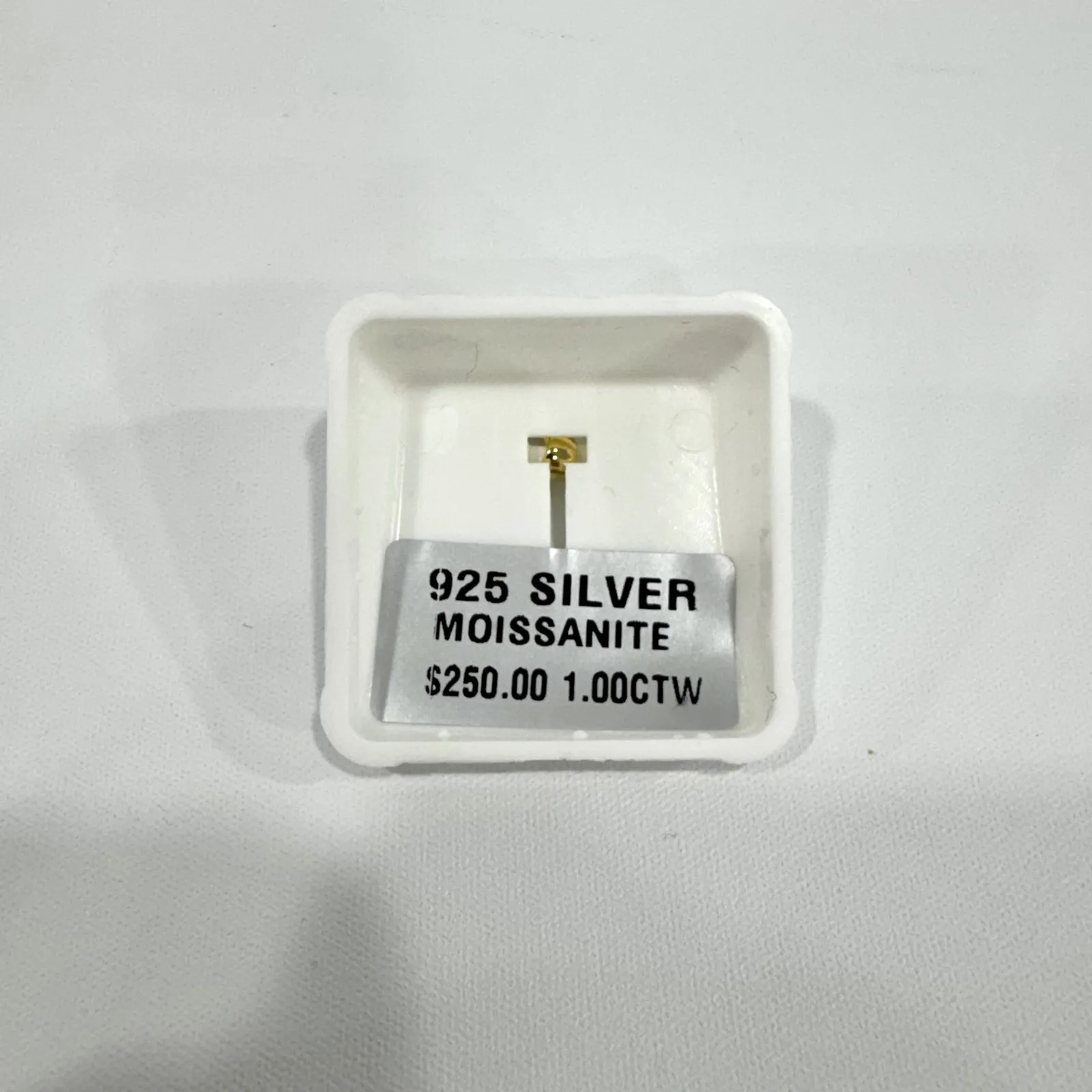 14k Gold Angelfish Necklace Pendant Moissanite Accent Charm Fine Jewelry - Image 3