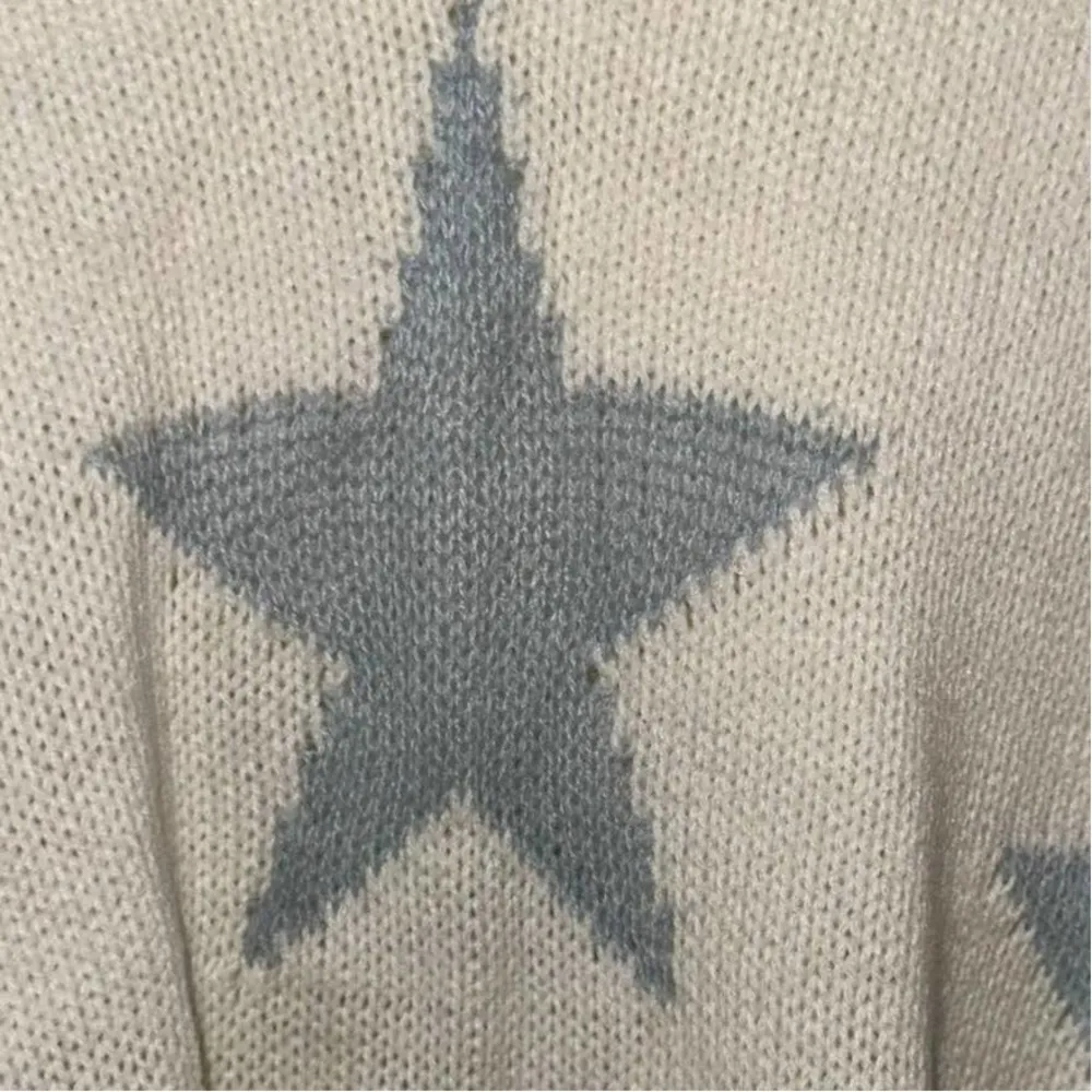 SWEET & SINFUL CREAM BLUE VINTAGE FRAYED LOOK STARS SIZE XS - Image 3