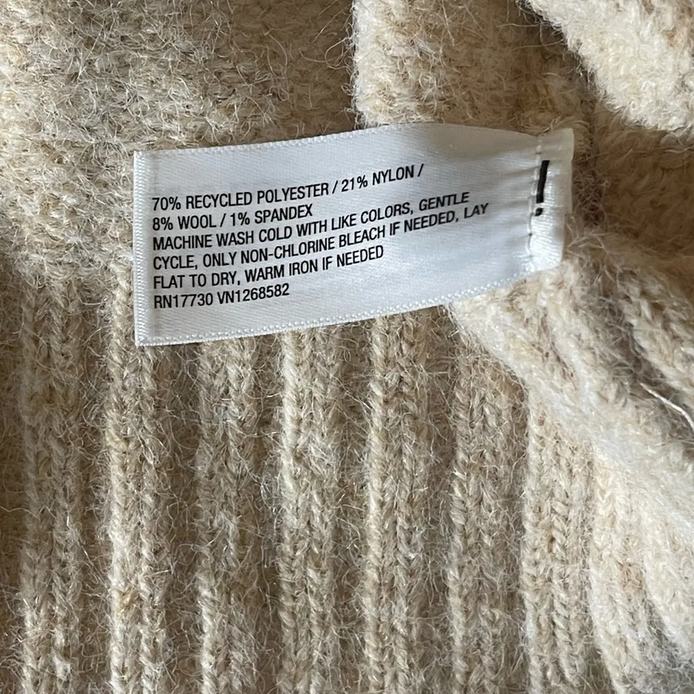 Wild Fable Striped Beige and Pink Women's Size XS Sweater Fuzzy Crew Neck NWT - Image 10