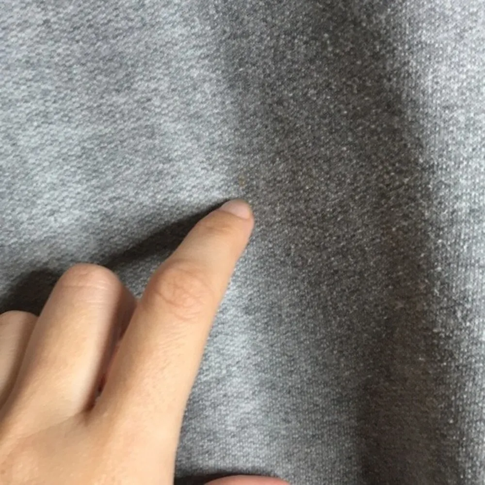 Pink stuff gray pullover with breast cancer awareness pink bow logo size medium - Image 5