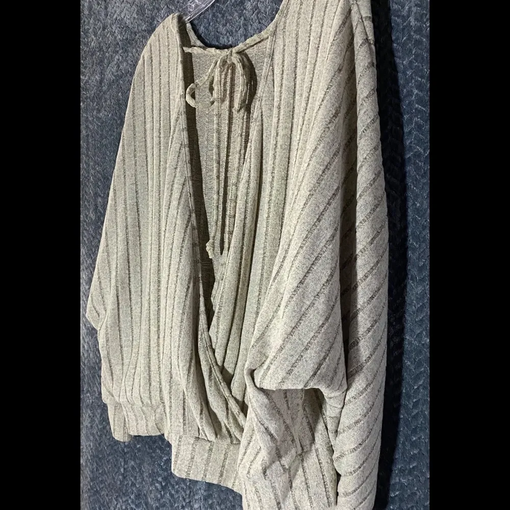 SHEIN Long Sleeve Tie Back Shirt - Image 6