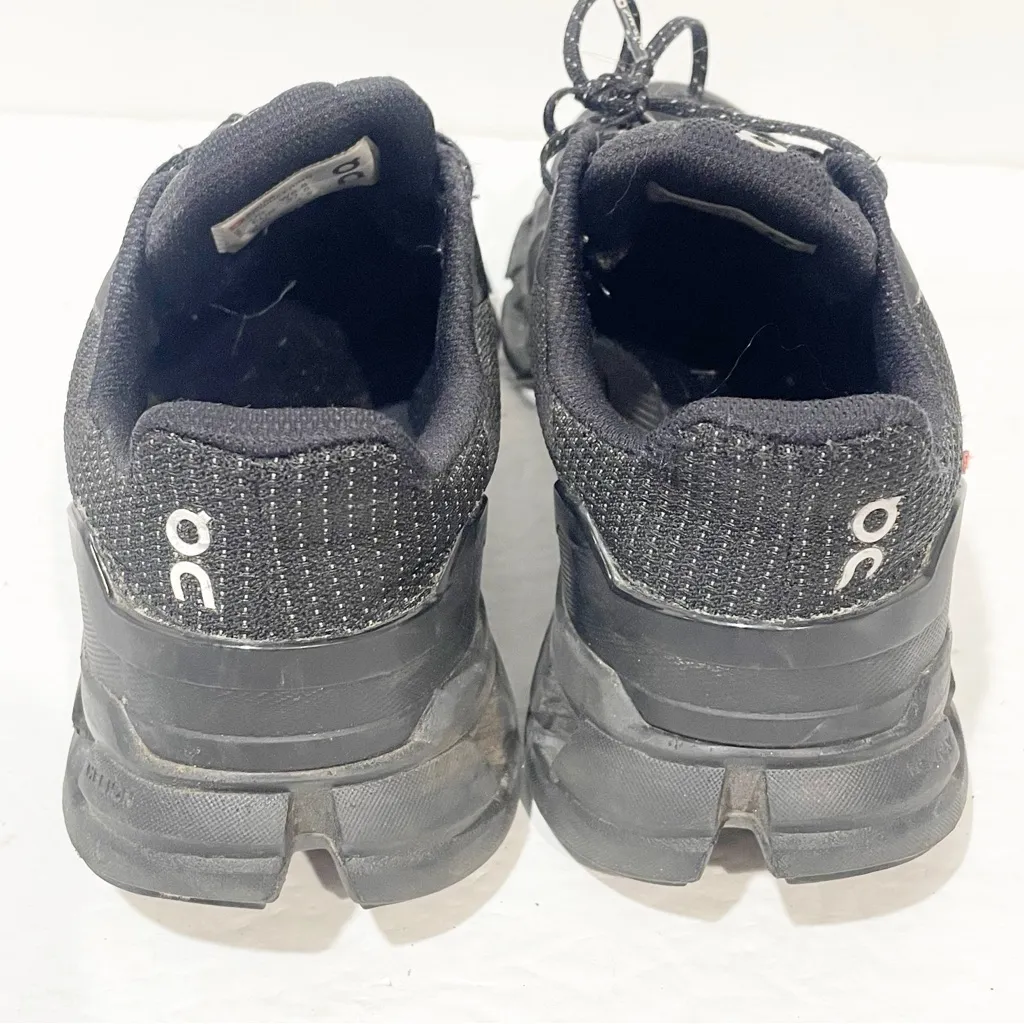 On Running Size 6.5 Cloud‎ Waterproof Black Athletic Sneakers - Image 5