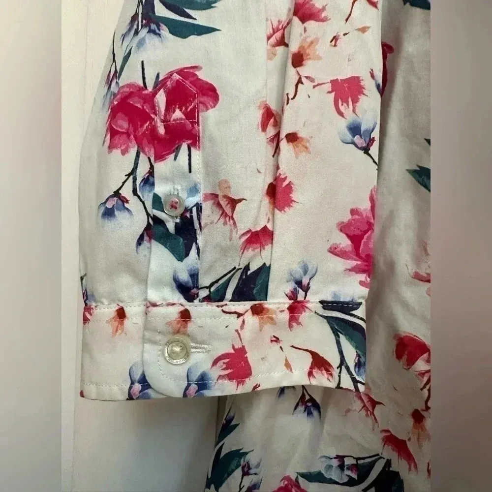 Lands’ End Marin Botanical Button Down Shirt No Iron Supima Floral Size 12P - Image 4
