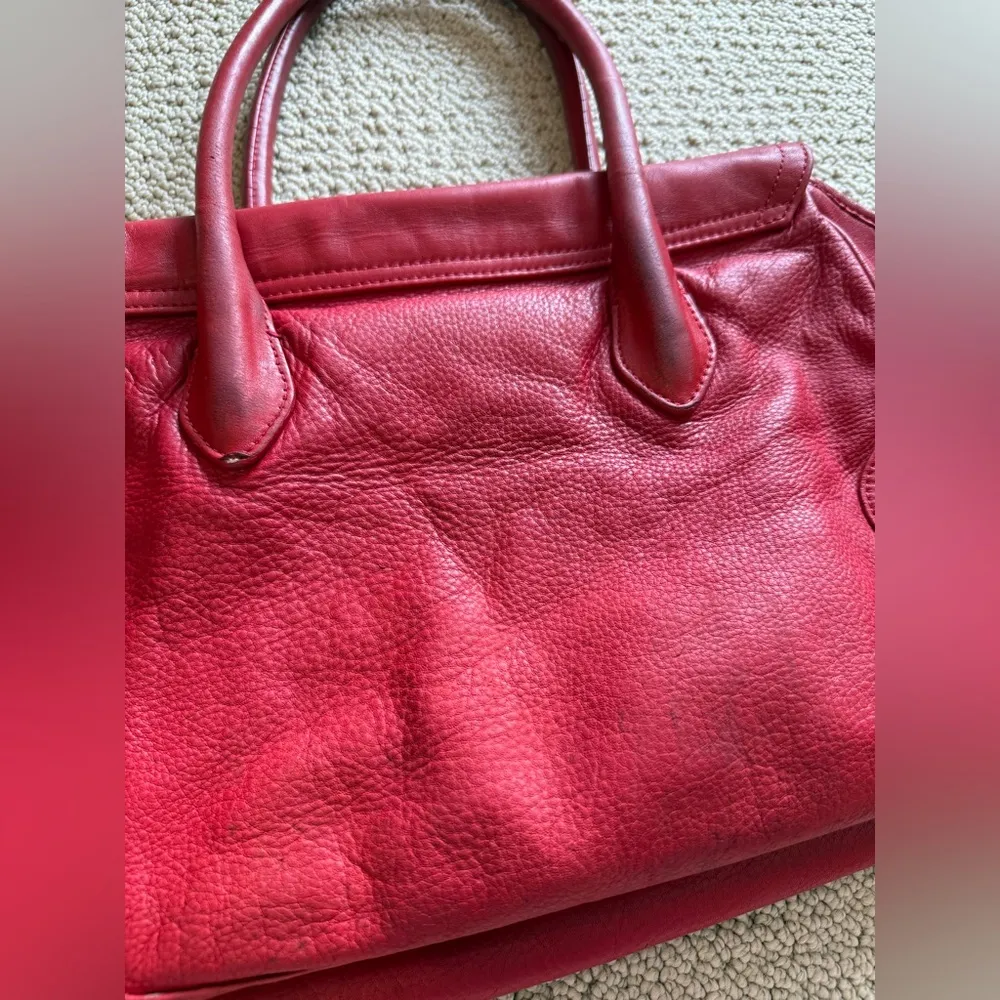 Tory Burch Edye Satchel Purse Shoulder Bag Red Leather Gold Classic Pebbled - Image 4