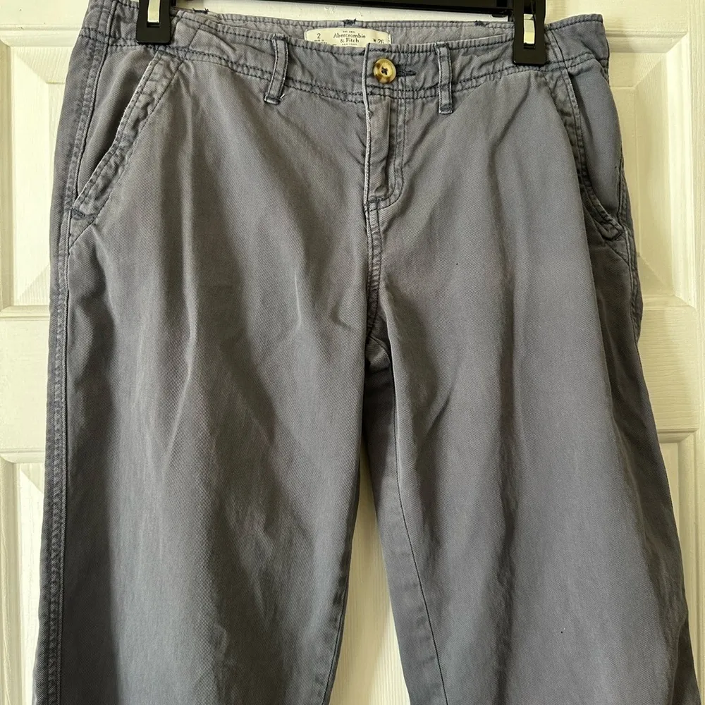 Abercrombie & Fitch casual trousers, low rise relaxed fit 100% cotton, size 2/26 - Image 5