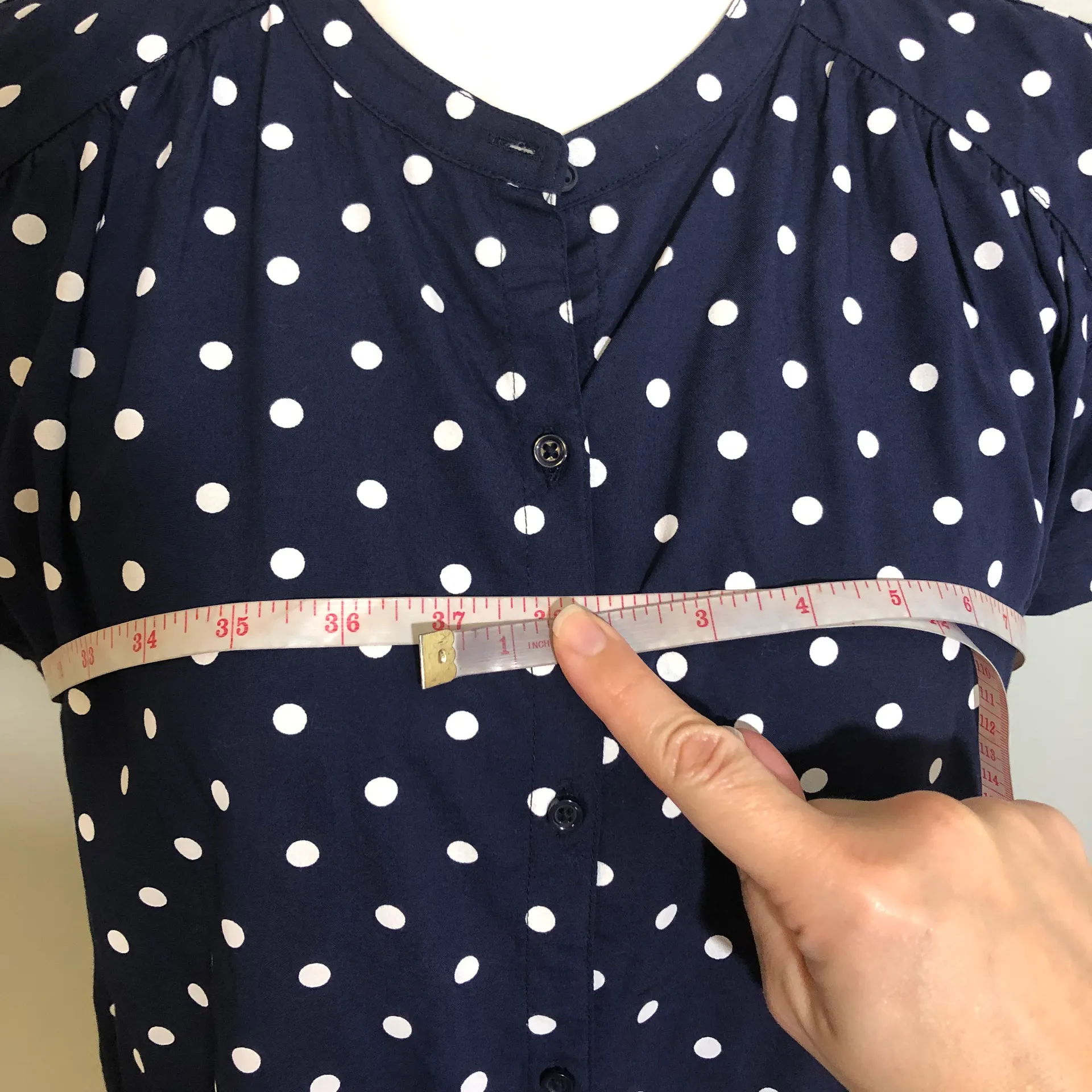 Old Navy NWOT  Polka Dot Button Front Blouse Top - Image 7