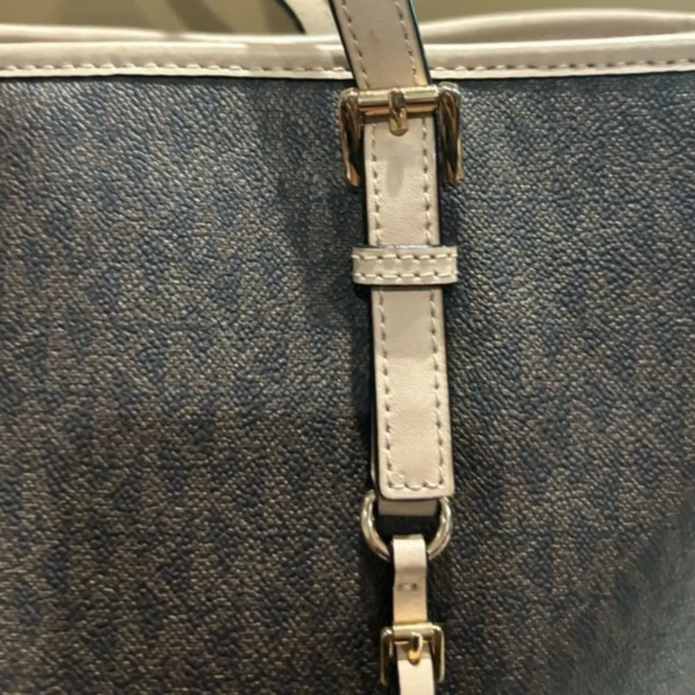 MICHAEL KORS Women's Brown Monogram Medium Jet Set Zip Top Tote Authentic - Image 5