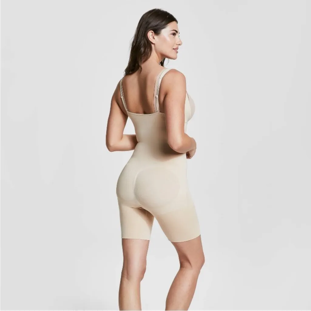 Assets by Spanx remarkable results all in one body slimmer shapewear bodysuit - Image 6