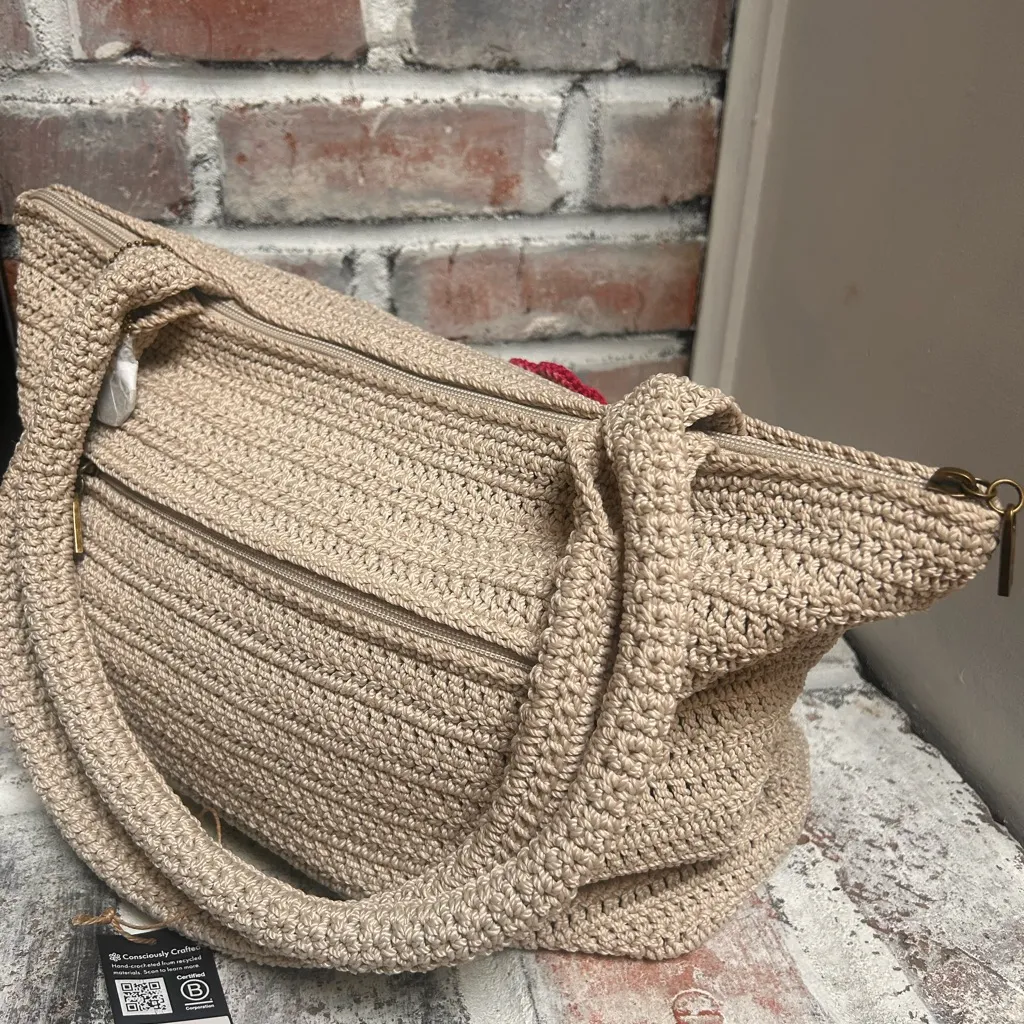 The Sak Crafted Classics Crochet Carryall Tote with floral embroidery - Image 6