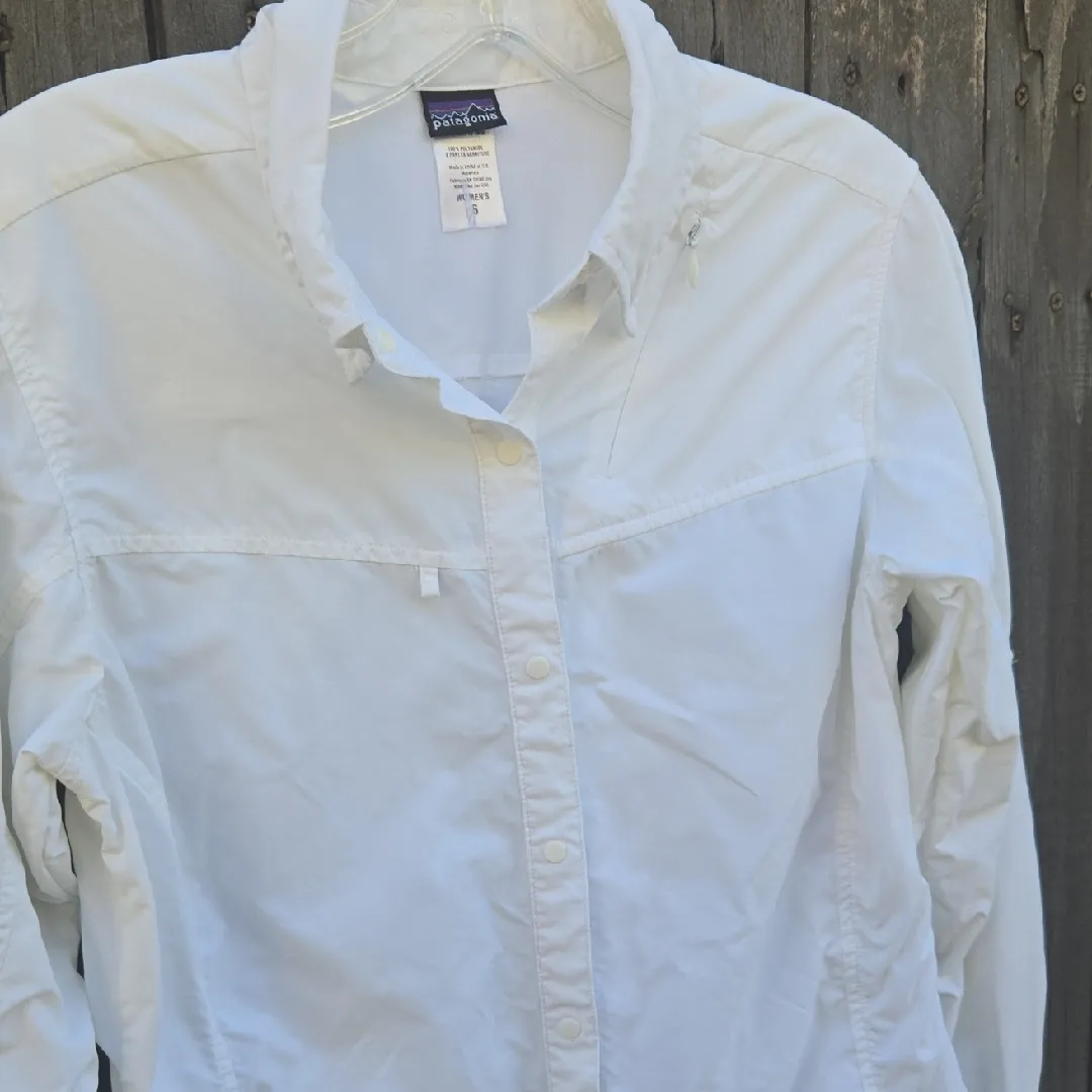 Patagonia Women's White Shirt - Image 3