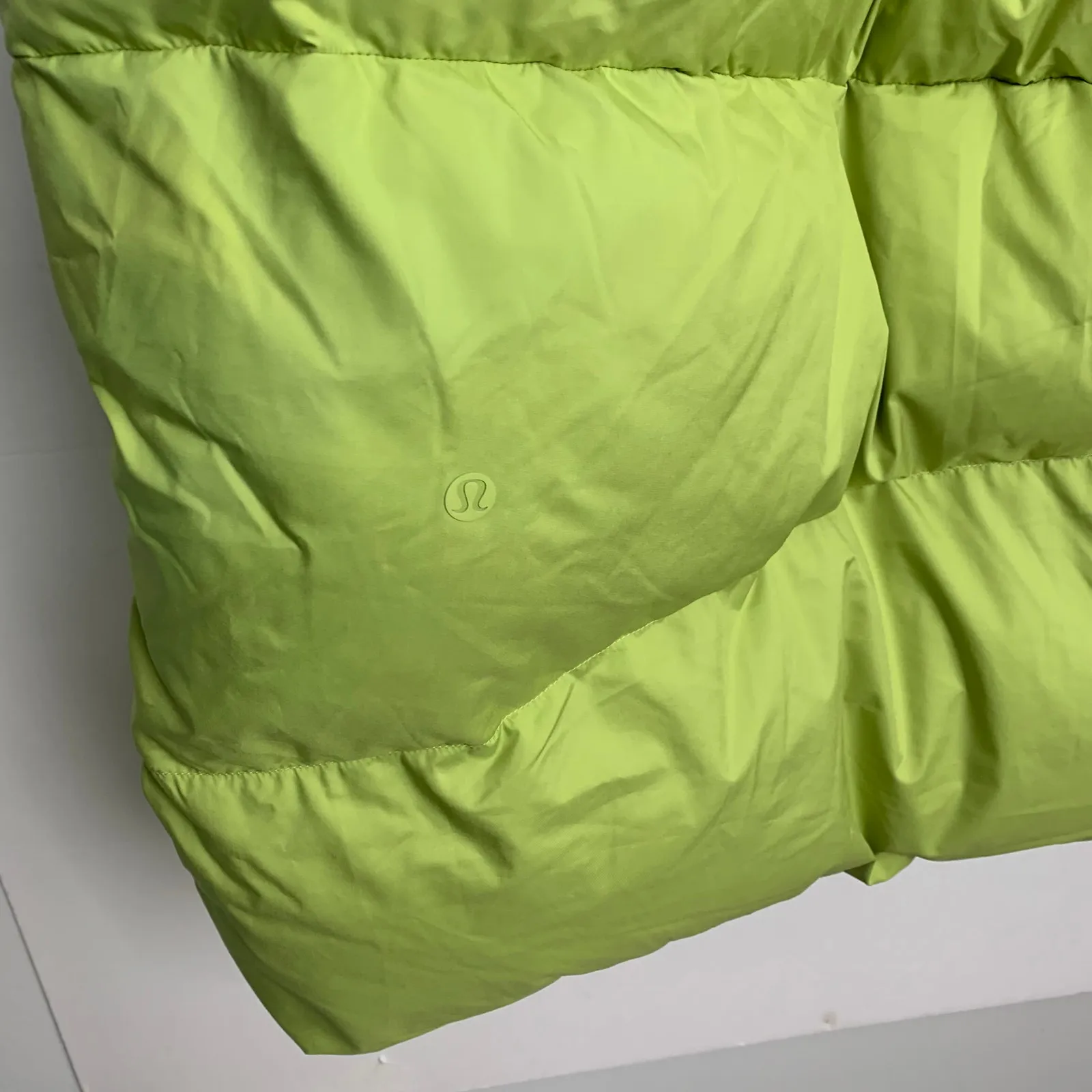 Lululemon  Long Oversized Down Jacket Wasabi Vest Puffer Medium Large - Image 10