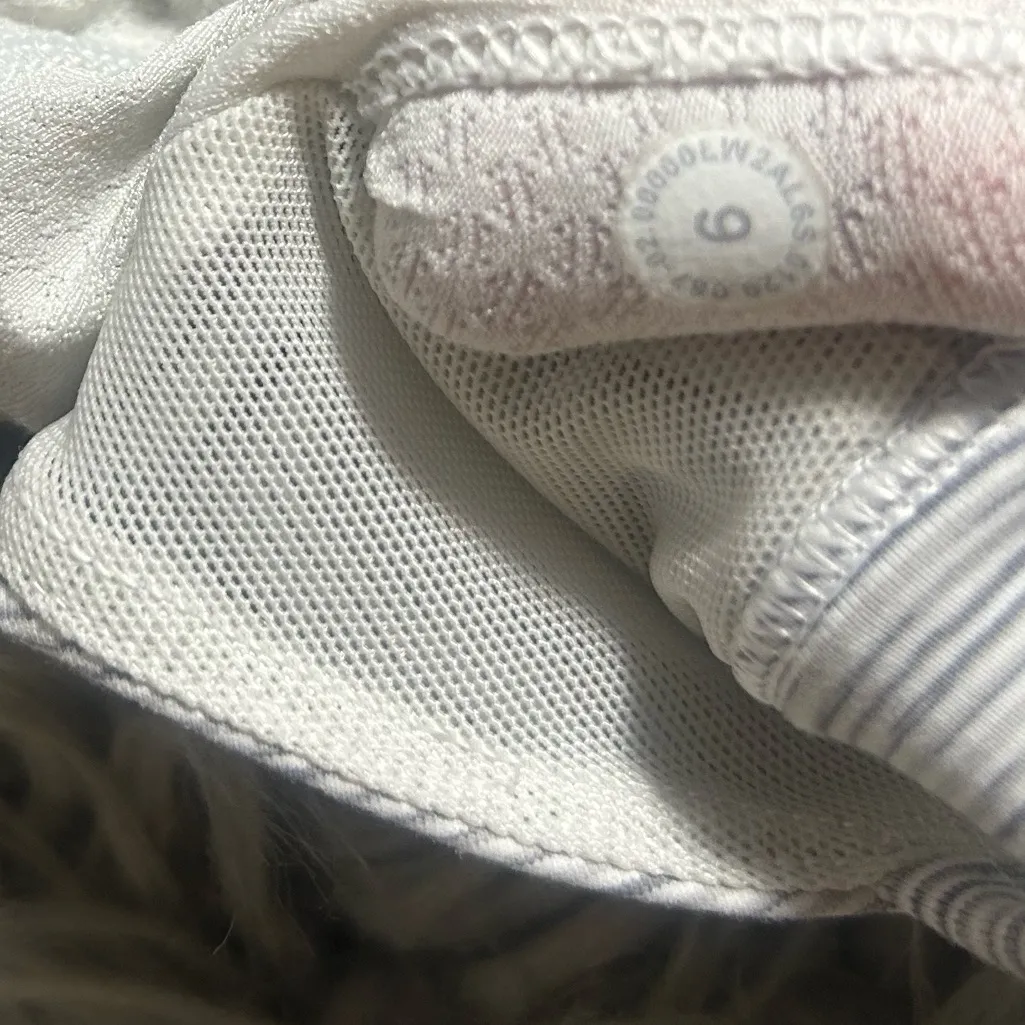 Lululemon Energy Ombre Melange Space Dye EB White Multi Sports Bra Size 6 - Image 6