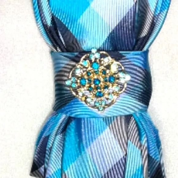 “Dainty Dapper” Elegant Blue Plaid necktie Necklace w/dainty rhinestone brooch - Image 2