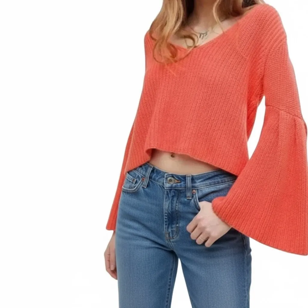 FREE PEOPLE Women’s Damsel Bell Cuff Pullover Vneck Sweater Large - Image 2