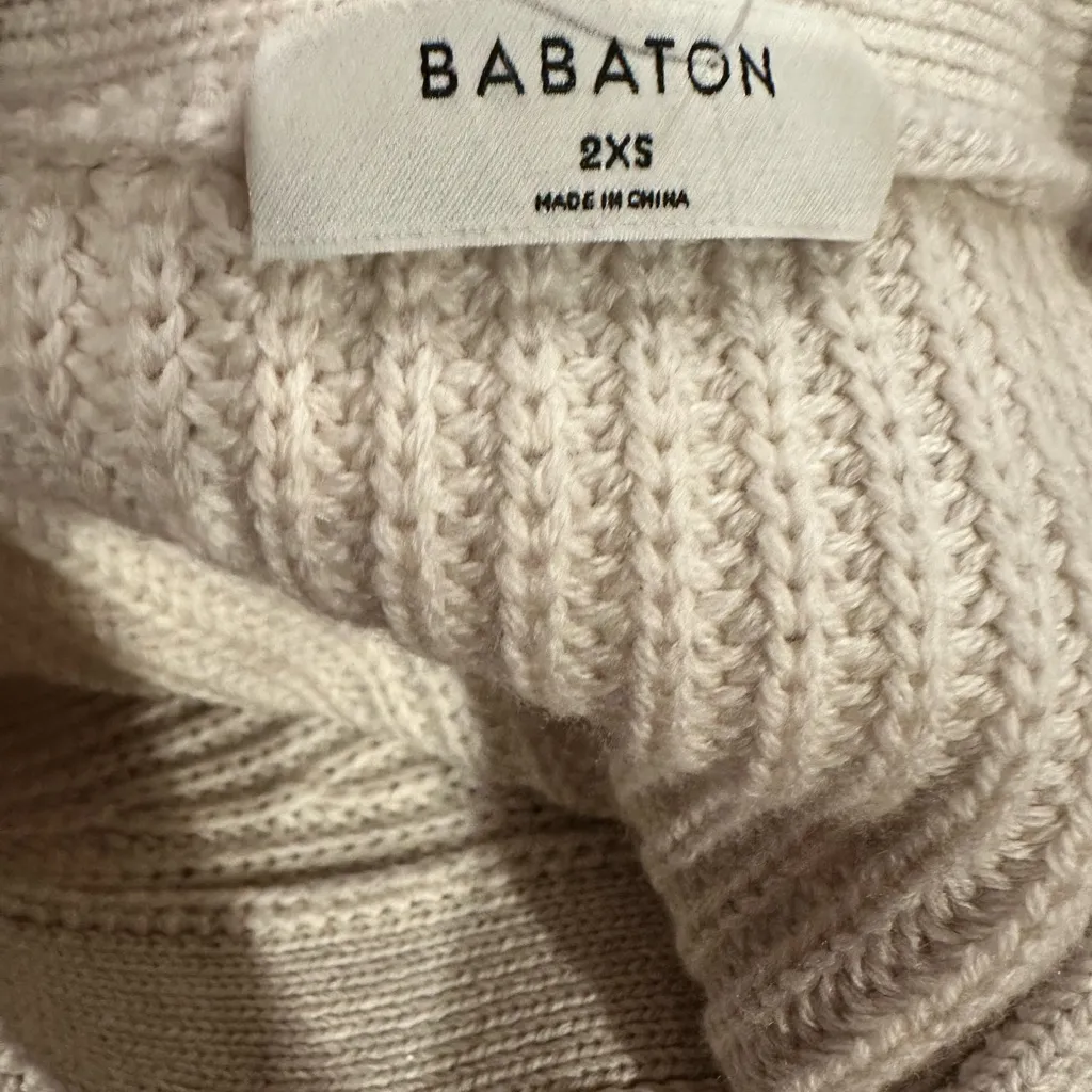 Babaton Aritzia Canberra Vneck Cream Beige Button-Up Merino Wool Cardigan XXS - Image 6