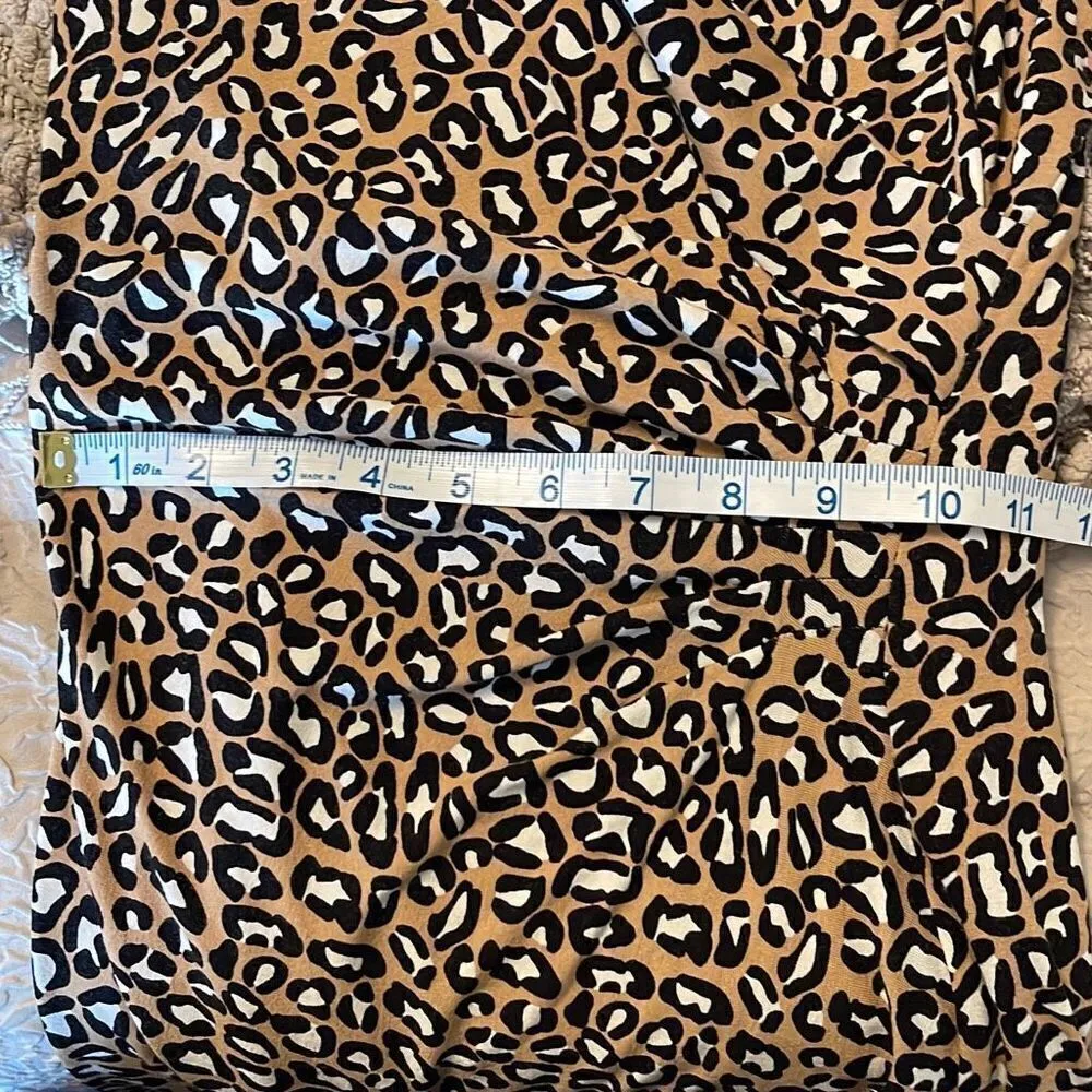 Banana Republic Wrap Dress. Size‎ XS Cheetah Print - Image 10