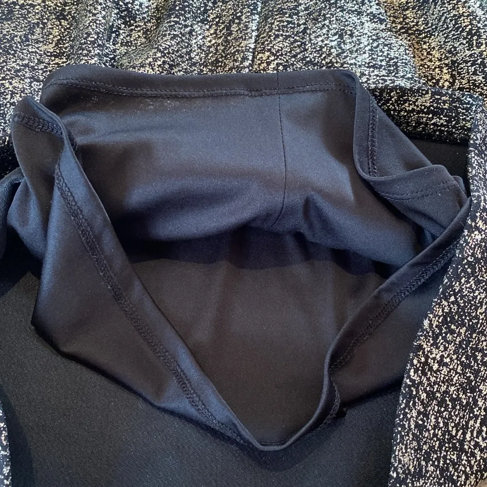 Betsey Johnson Gold & Black Metallic Cocktail Dress Cap Sleeve Back Zip Sz 4 - Image 7