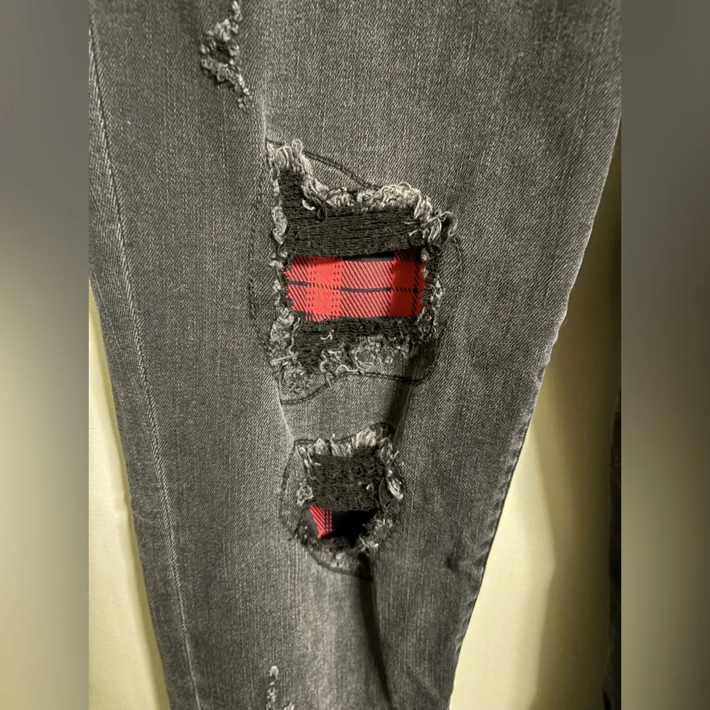 Judy Blue Jeans Womens 9/29 Skinny Fit Distressed Buffalo Plaid Dark Gray Wash - Image 3