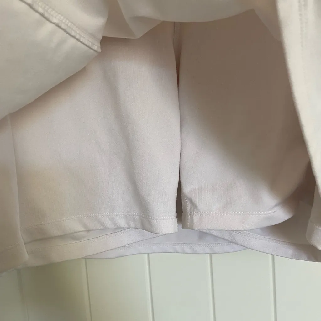 NWOT Adrienne Vittadini women’s white tennis golf athletic stretch skort large - Image 3