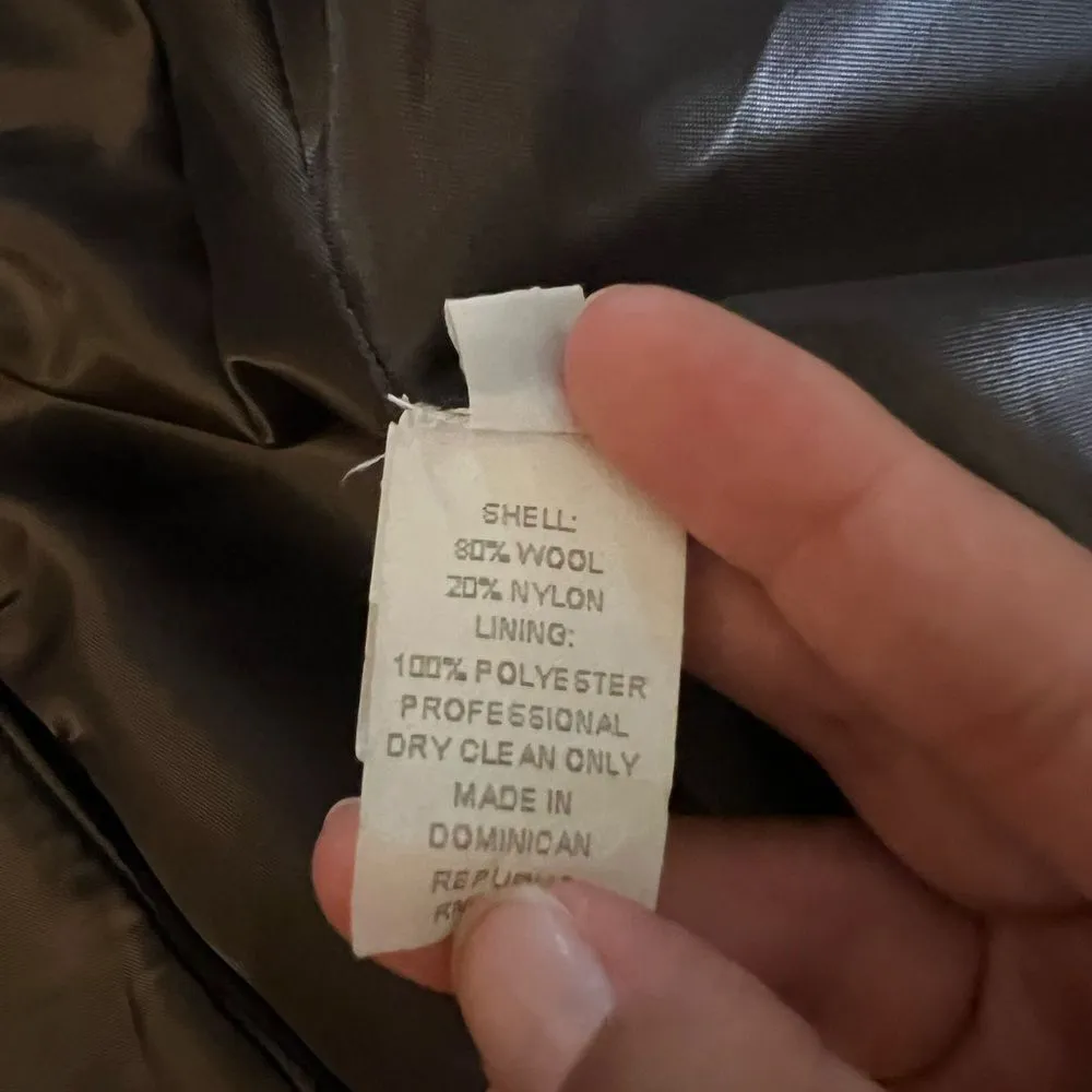 Marvin Richard’s large brown peacoat - Image 8