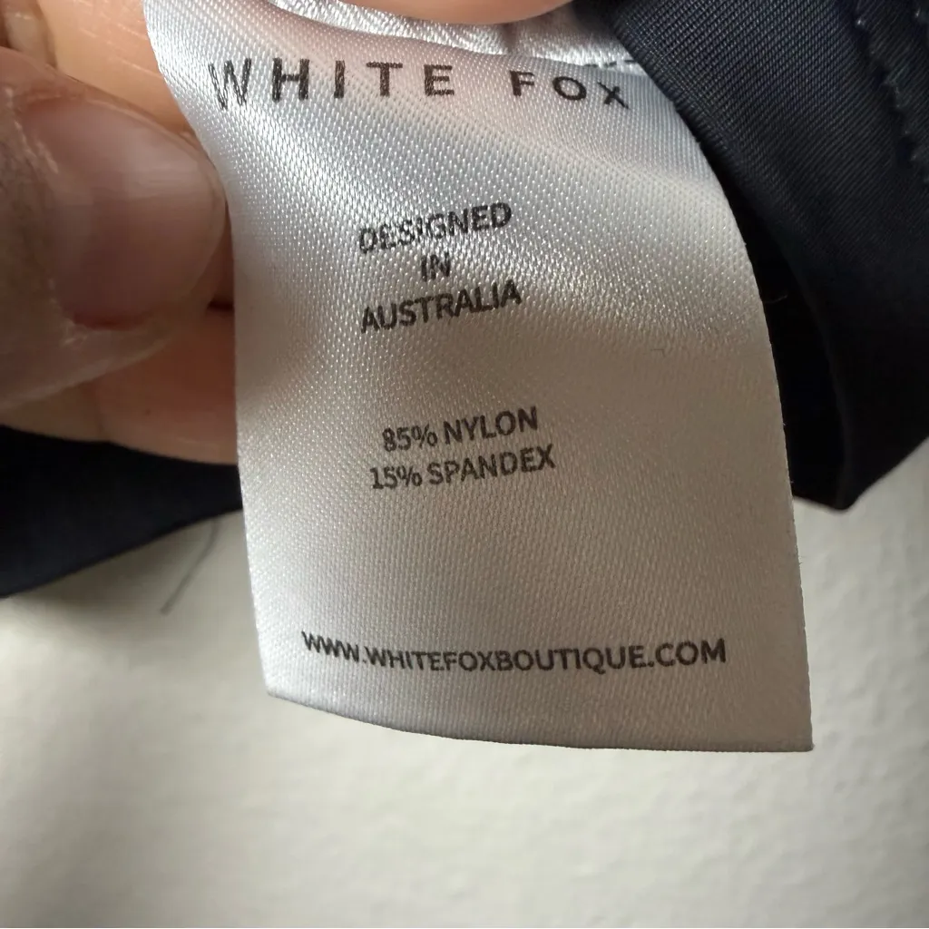 White Fox I can be yours Sleeveless  Top SZ:S - Image 8