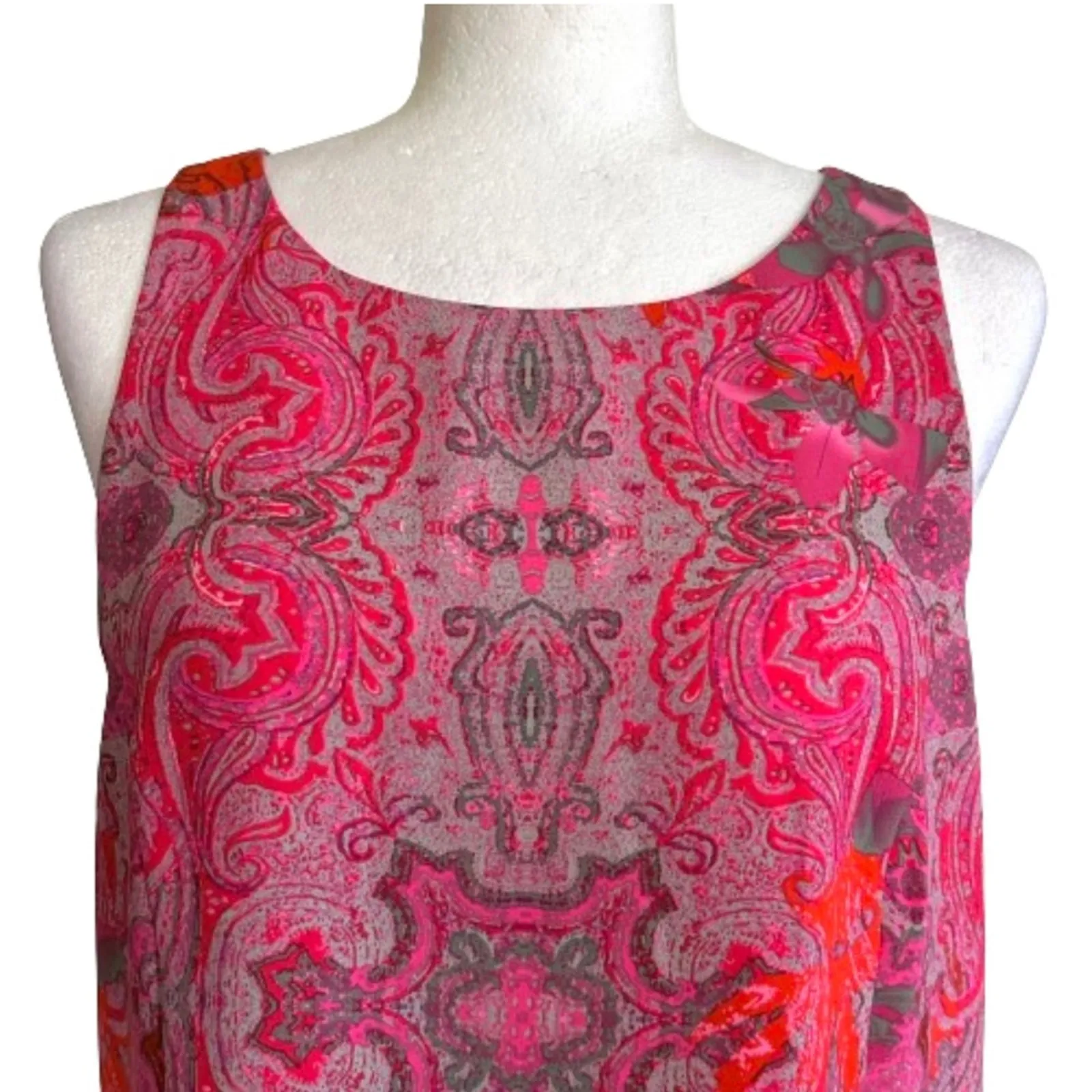 CAbi Blouse Top Jubilee Pink Orange Gray Paisley Scoop Neck Sleeveless Small - Image 4