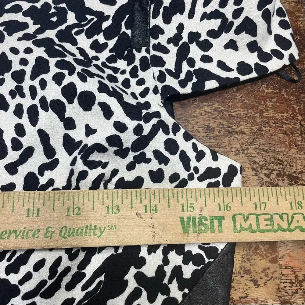 Tibi Animal Print Cap Sleeve Sheath Mini Dress Leather Trim Size 6 - Image 6