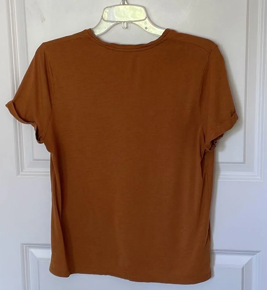 Ginger V Neck Tee  Small - Image 2