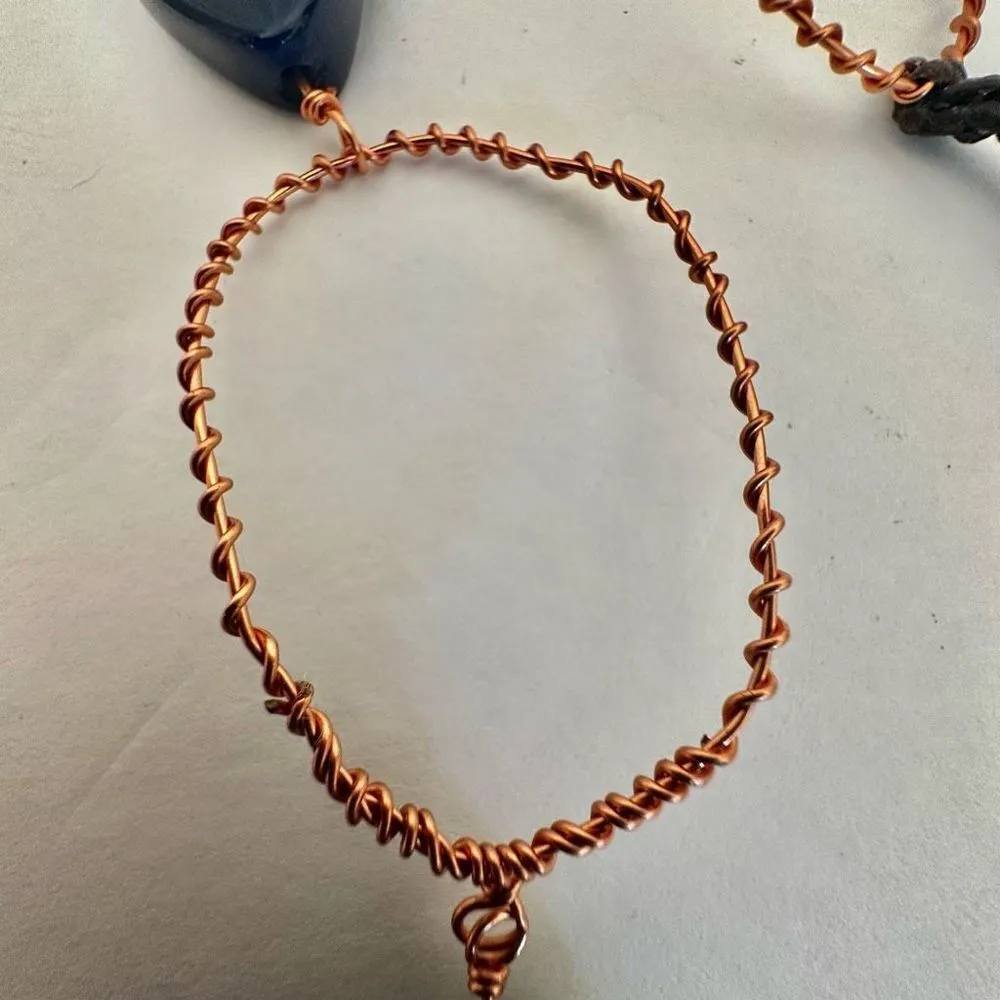 Rose gold tone long beaded necklace - Image 4