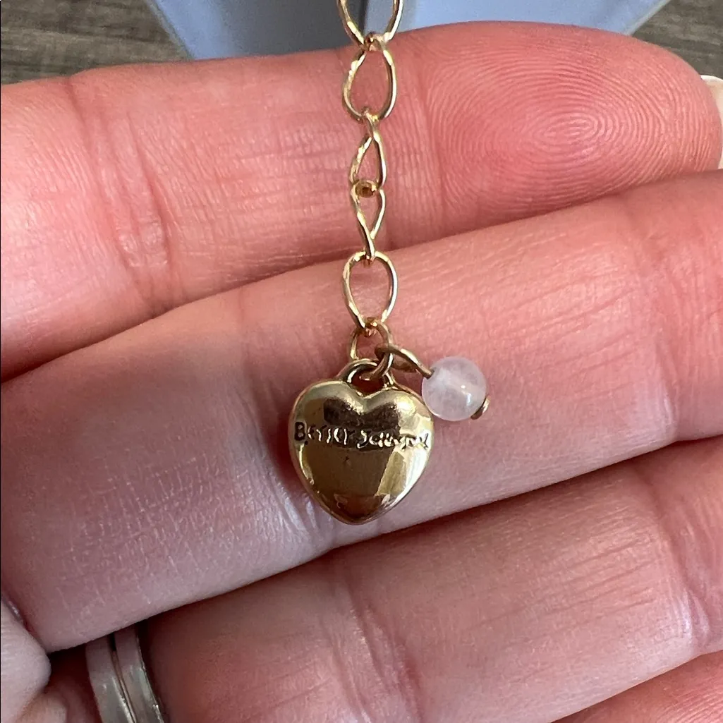 Betsey Johnson | Pink Ribbon & XOXO Necklace 💖 - Image 3