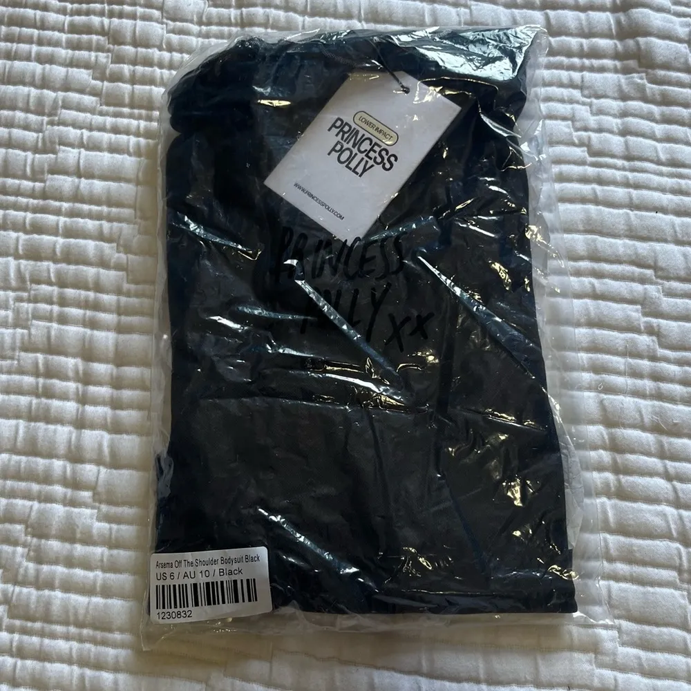 ARSEMA OFF THE SHOULDER BODYSUIT BLACK - Image 5