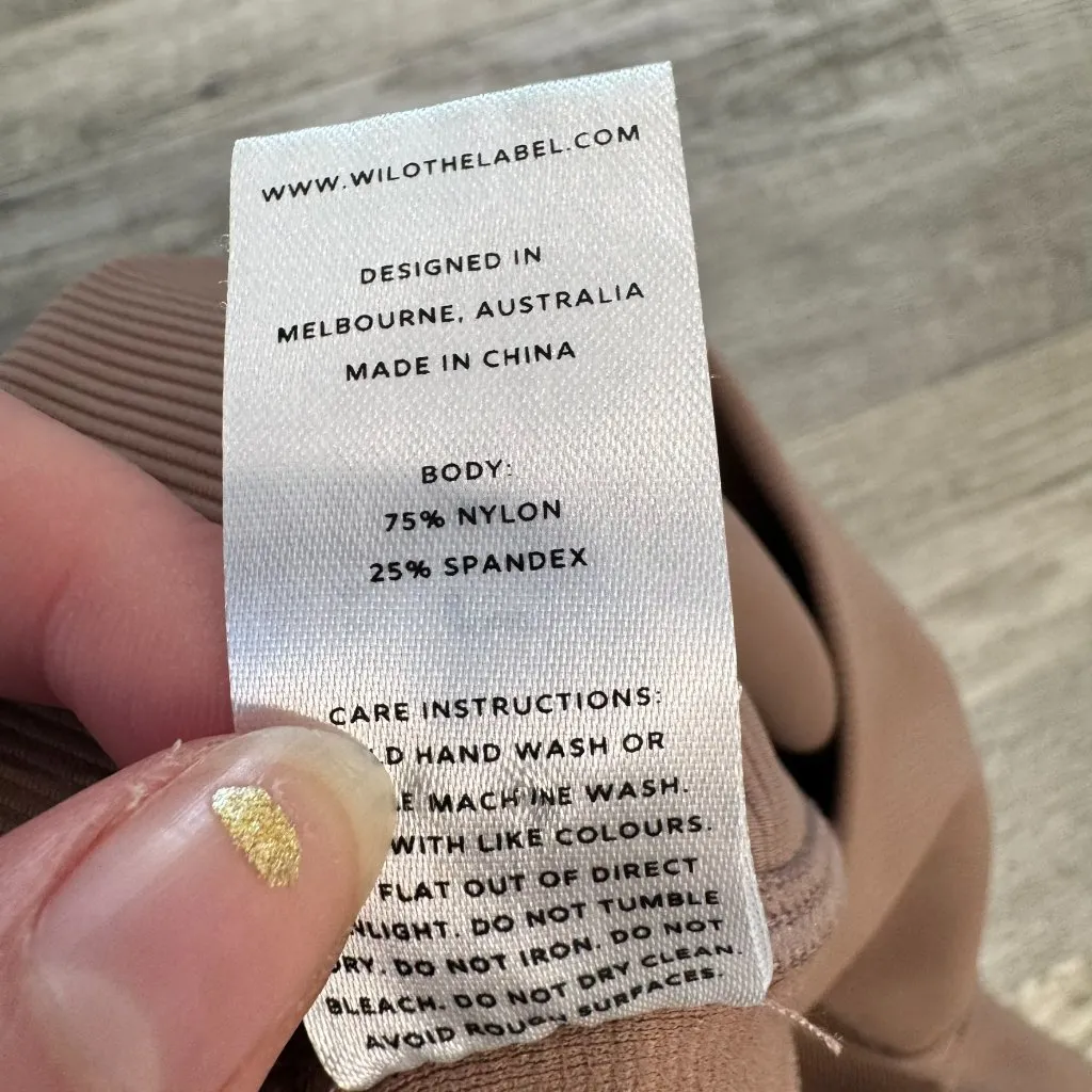 Wilo The Label high rise ribbed leggings with pockets latte/clay size medium K17 - Image 4