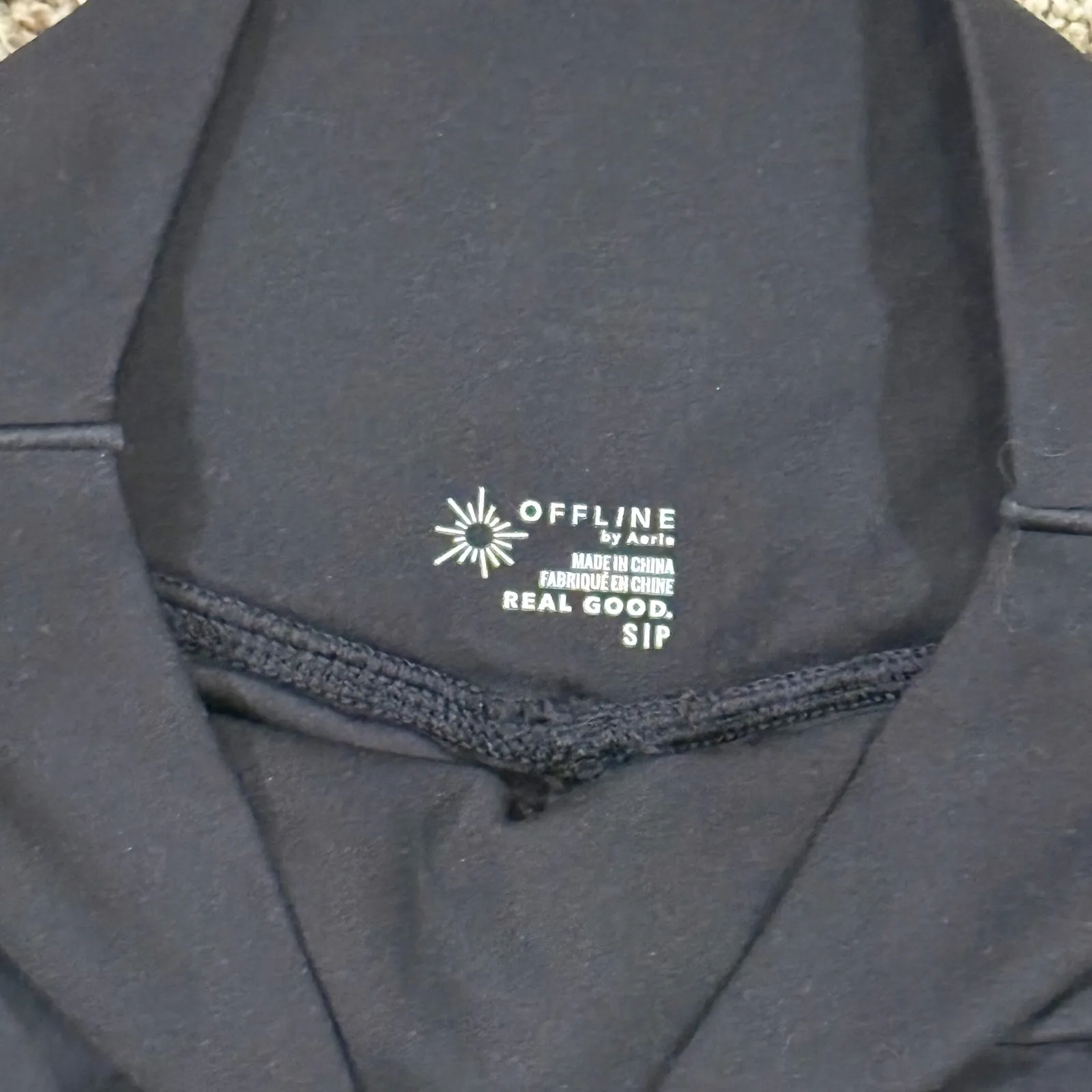 Offline by Aerie Real Me Pleated Flowy Cross Short Black size Small - Image 2